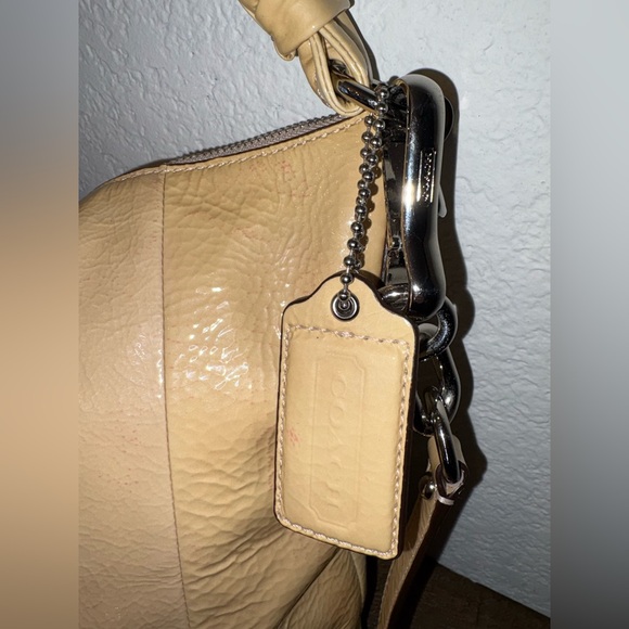 Coach NWT Patent Leather Hobo + Kristin Slim Envelope Wallet Set $559 Retail - Picture 6 of 15